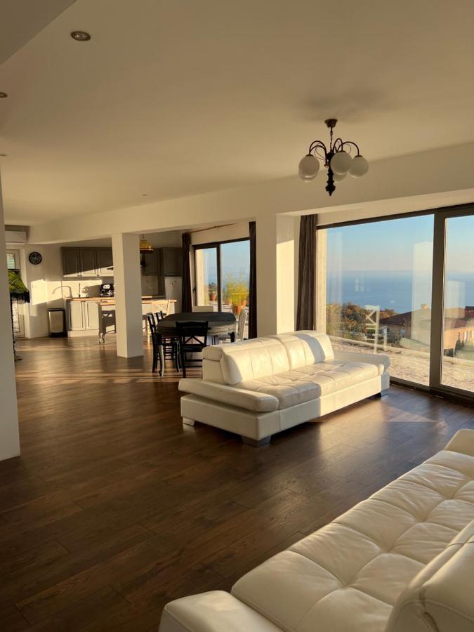 Apartment Nave Ičići Esterno foto