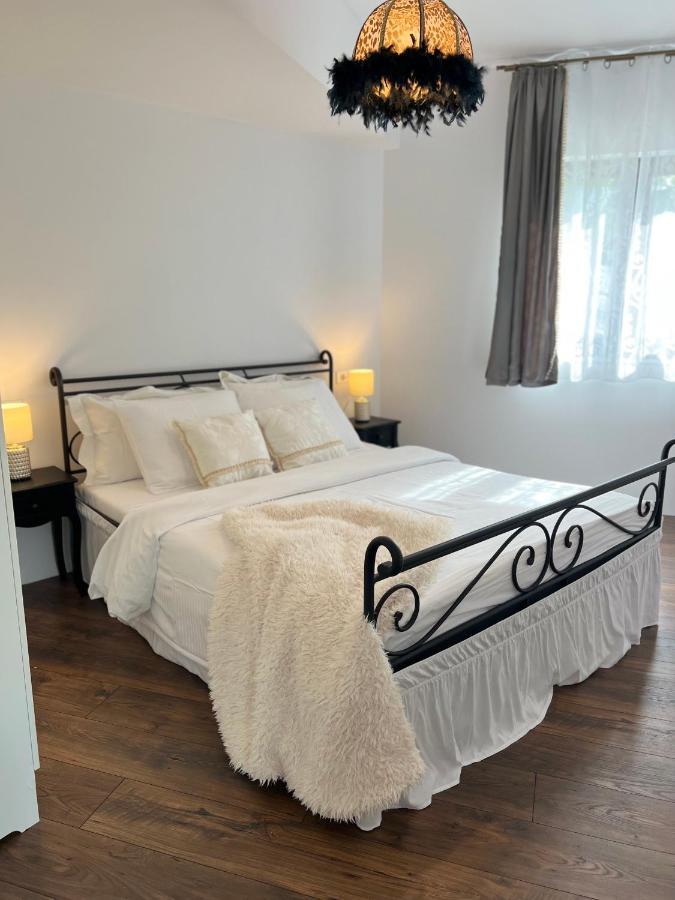 Apartment Nave Ičići Esterno foto
